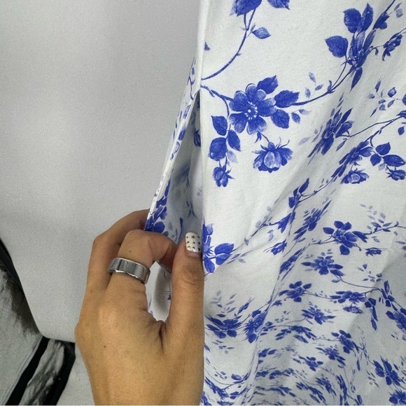 TIMELESS LONDON Elode Blue and White Midi‎ Dress - Picture 8 of 10